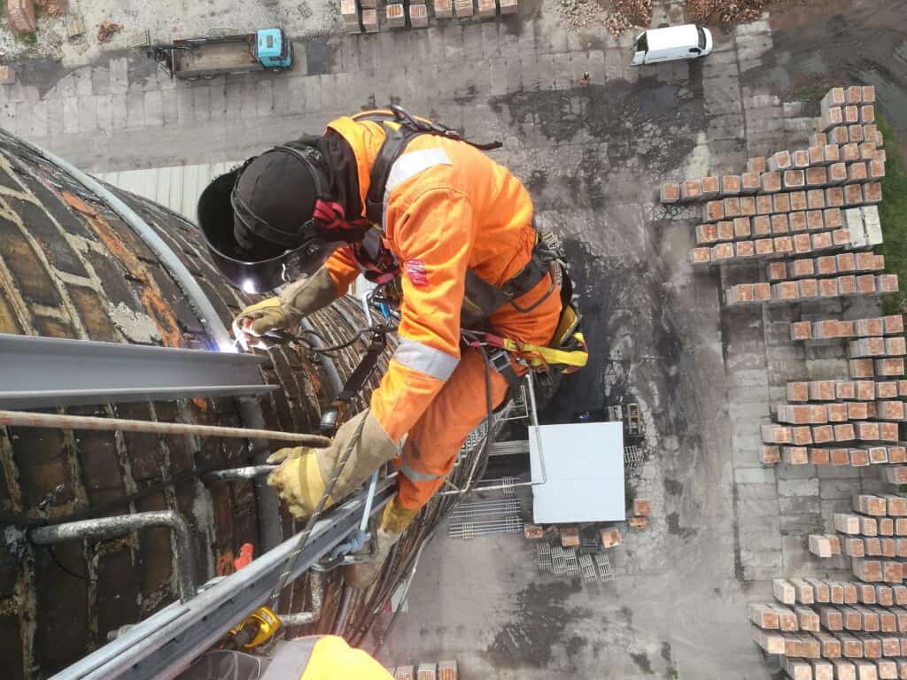 Prace na wysokościach, prace instalacyjne, usługi alpinistyczne, Climbnet